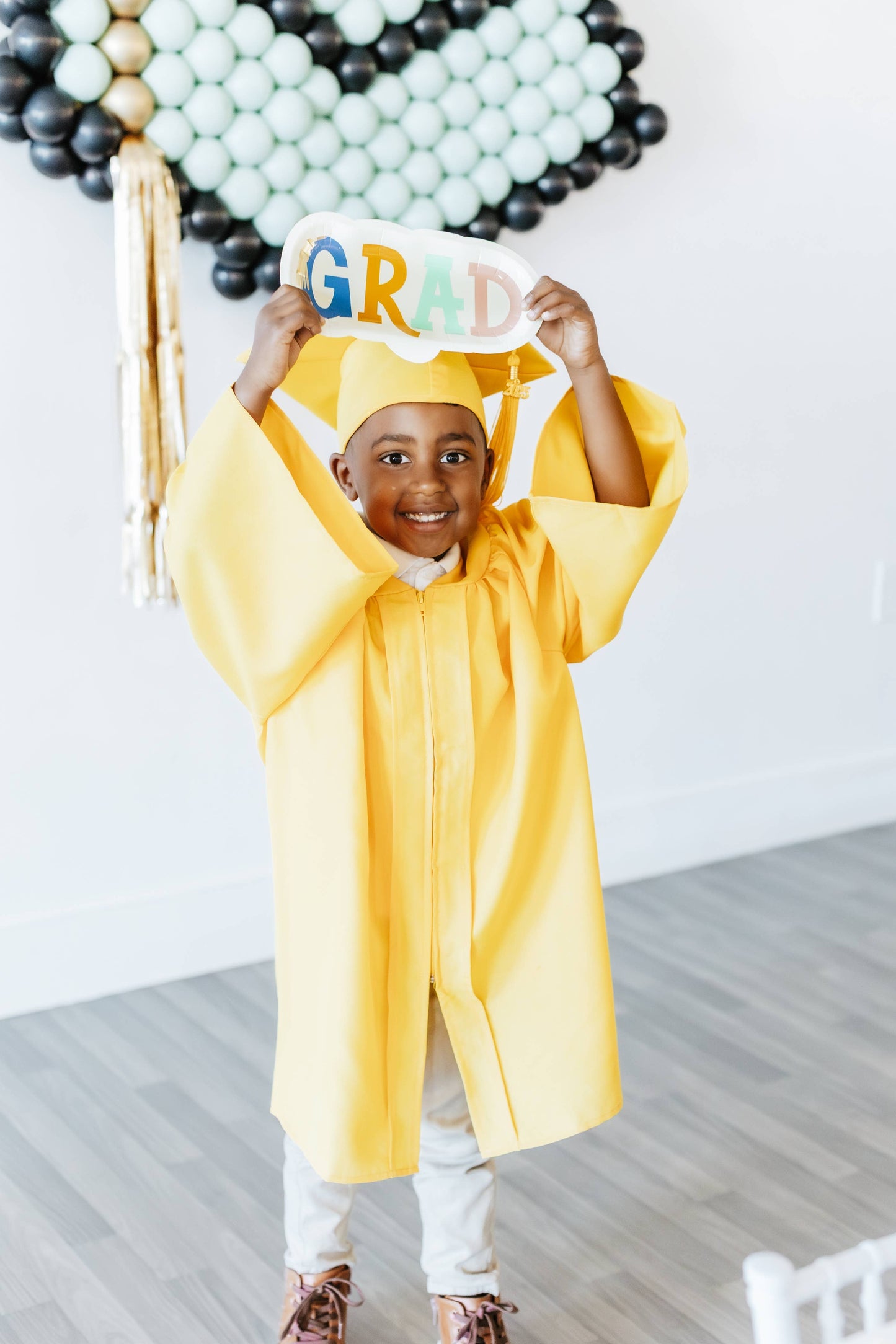 YGD1140 - Occasions By Shakira - GRAD Shaped Plate