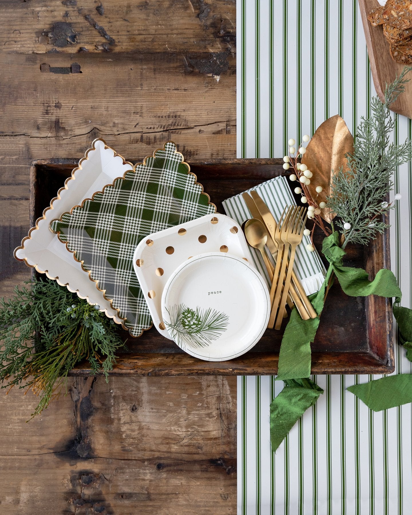 Botanical Green Plaid Scalloped Plate
