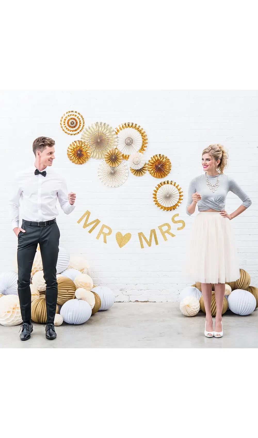 Customizable Newlywed Wedding Banner - Gold Glitter