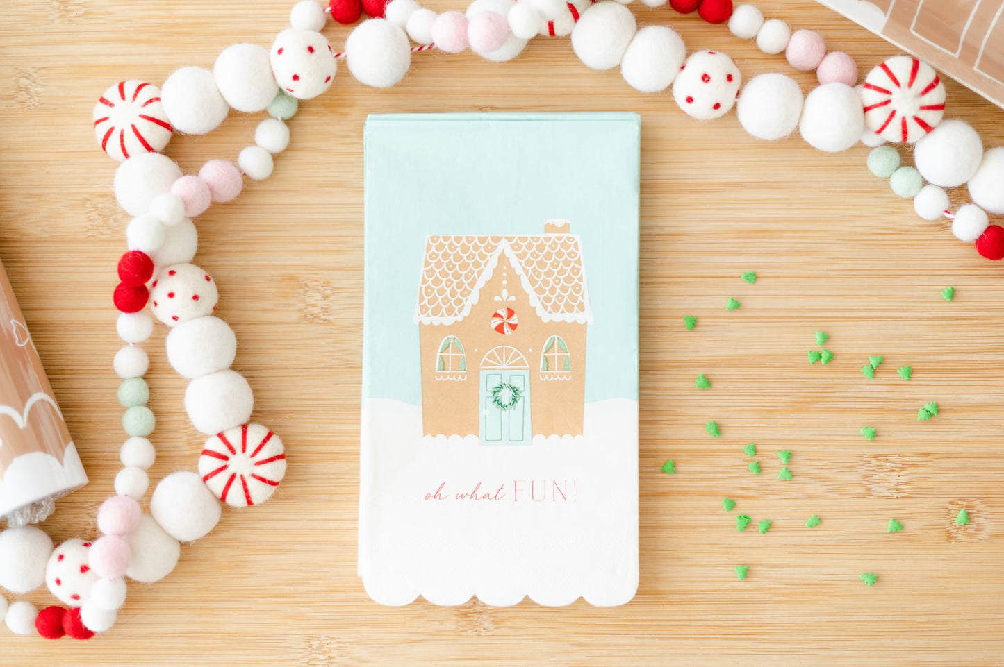 Gingerbread Scalloped Guest Napkin