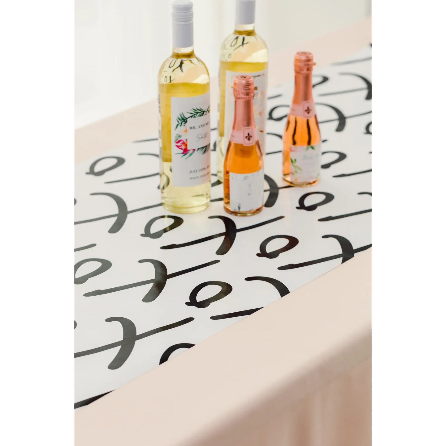XOXO Paper Table Runner