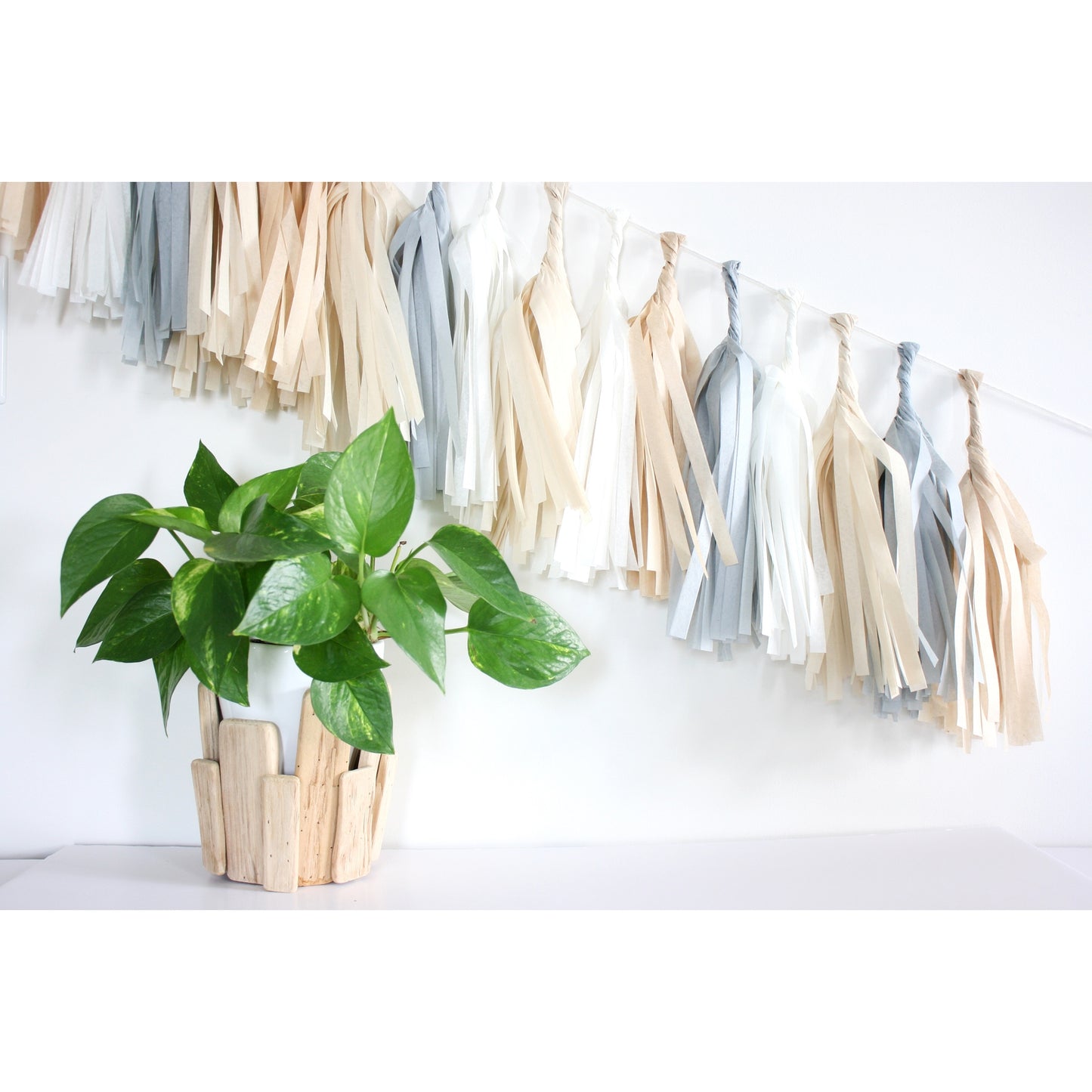 Natural Tissue Tassel Kit