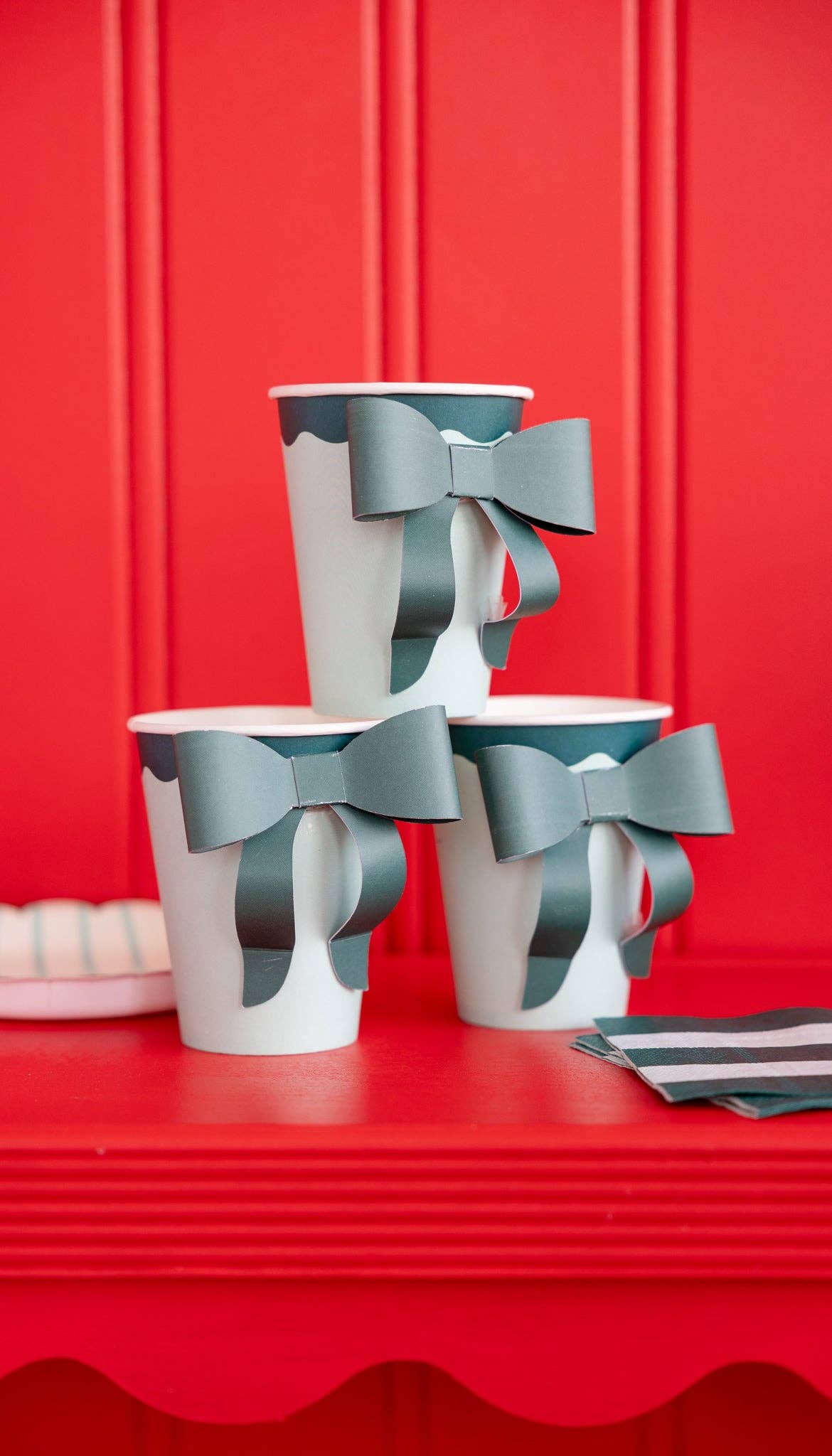 Mint and Green Bow Paper Cups