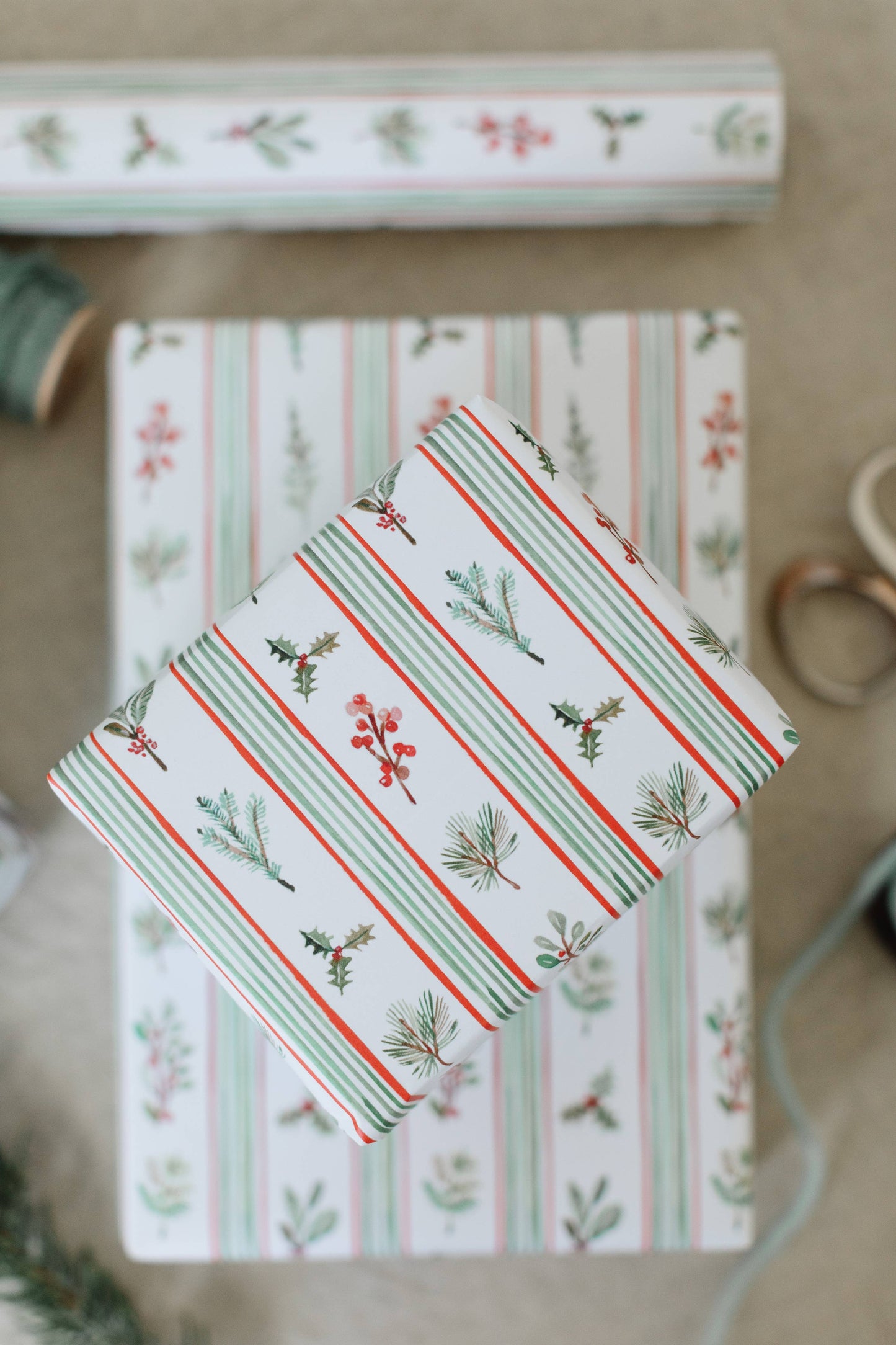 Holiday Garland Gift Wrap Roll