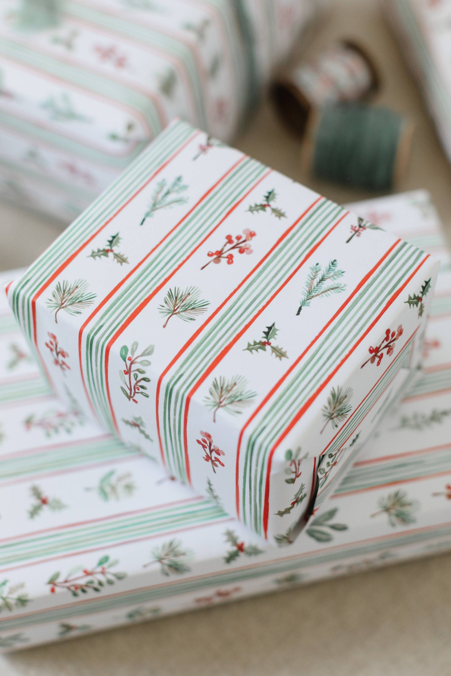 Holiday Garland Gift Wrap Roll